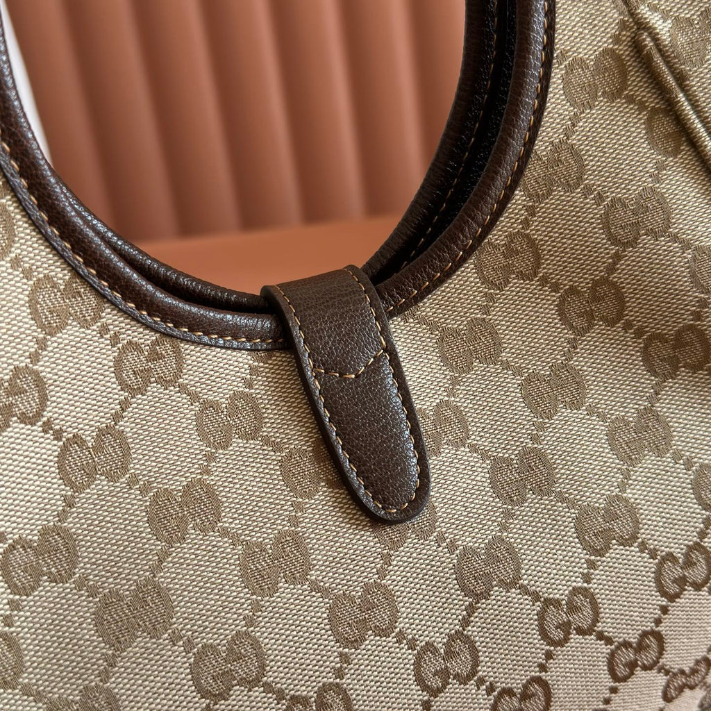 Gucci tote mercato