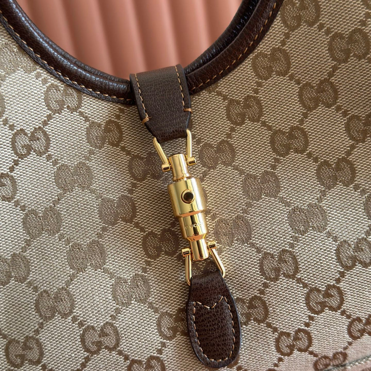 Gucci tote mercato