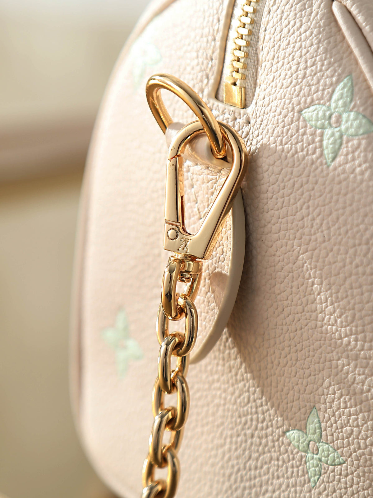 Louis Vuitton bandoulière 20