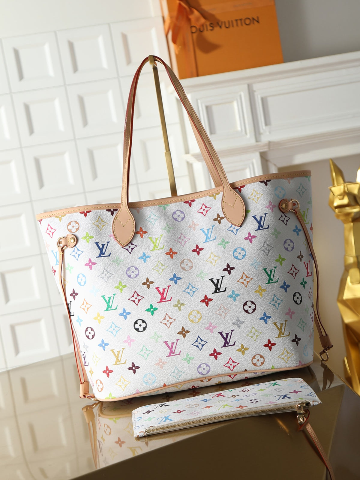 Louis Vuitton Neverfull Medium color